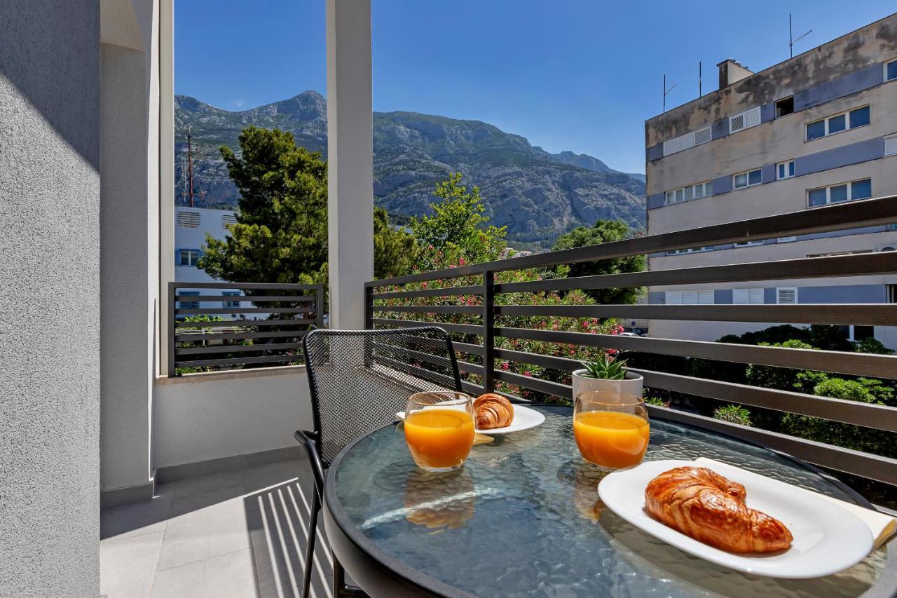 Laurus Makarska Accommodation Exterior foto